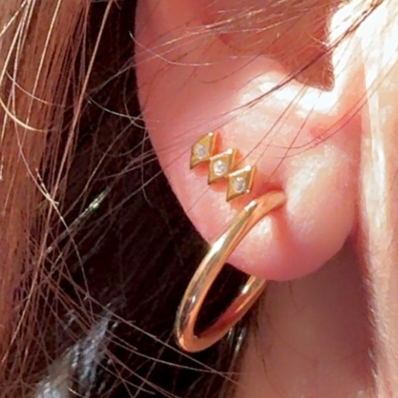 14k Gold Vermeil Geometric Earrings with Dazzling Gemstones - Picture 4 of 12